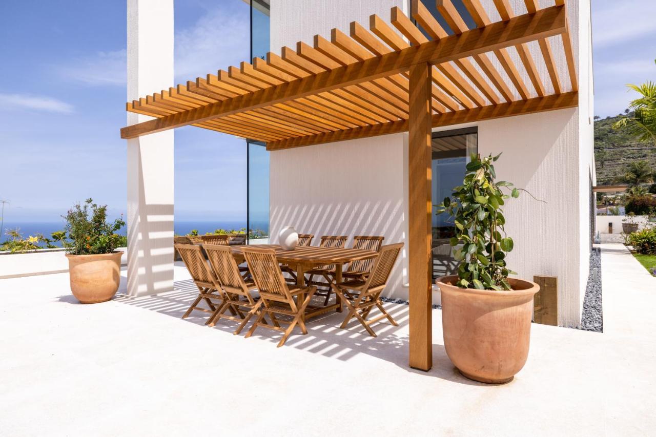 Villa Serenity On The Cliff With Climatized Pool
