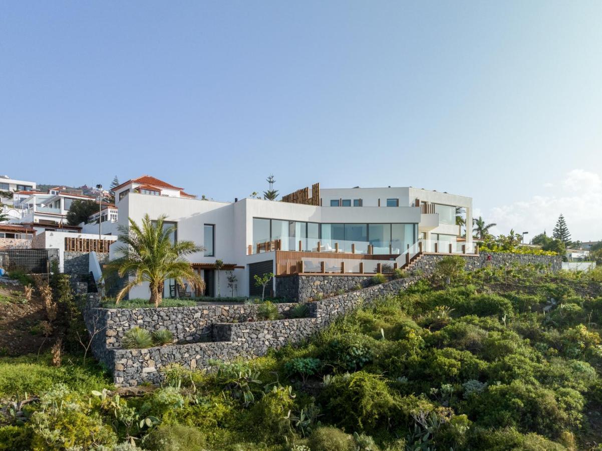 Villa Serenity On The Cliff With Climatized Pool *