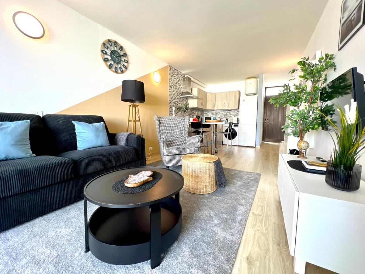 Stunning Lovely Flat With Pool And Wi-fi, 31 Сasa de vacaciones *