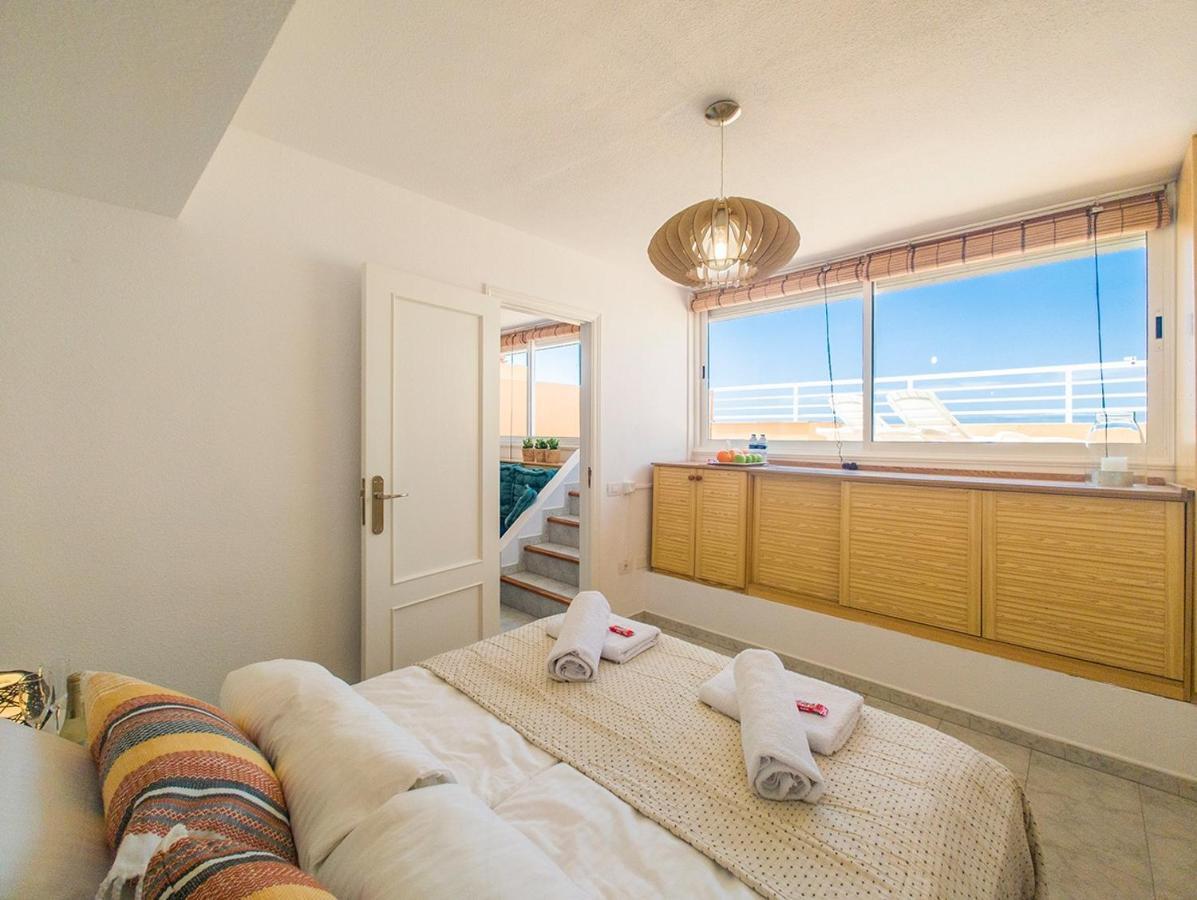 Eva Ocean & Cliff Luxury Los Gigantes Apartment
