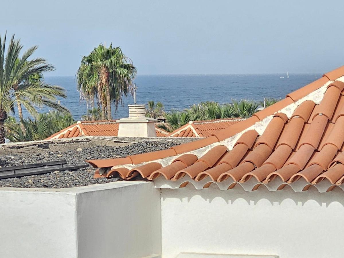 Holidays & Pool ,aircond , Americas *
