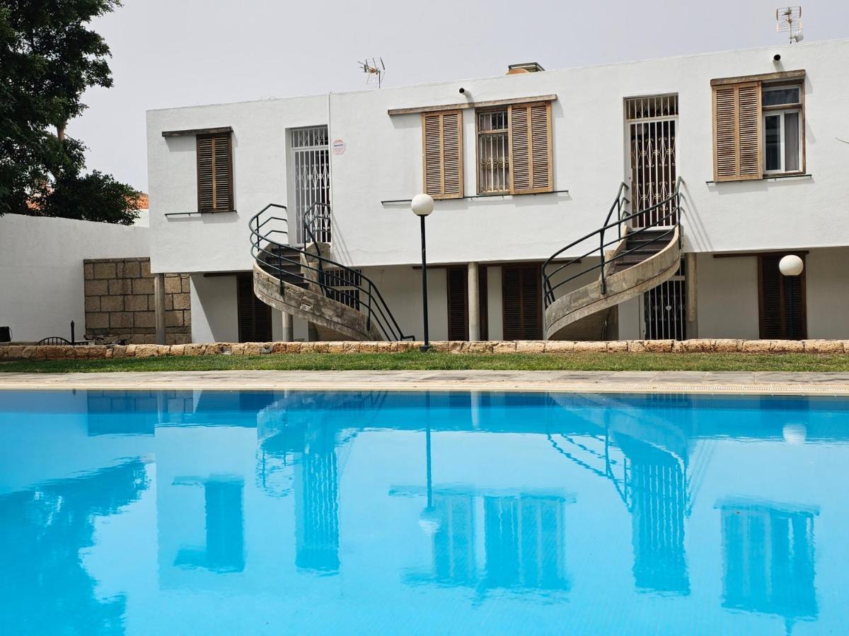Holidays & Pool ,aircond , Americas Arona (Tenerife)