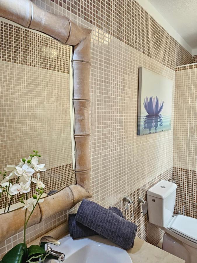Holidays & Pool ,aircond , Americas Apartment Arona (Tenerife)