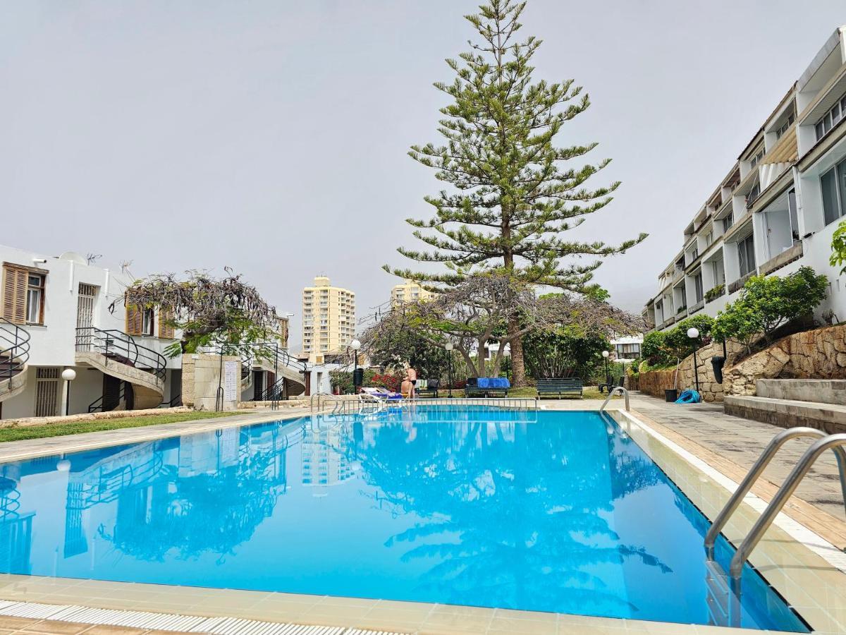 Apartment Holidays & Pool ,aircond , Americas Arona (Tenerife)