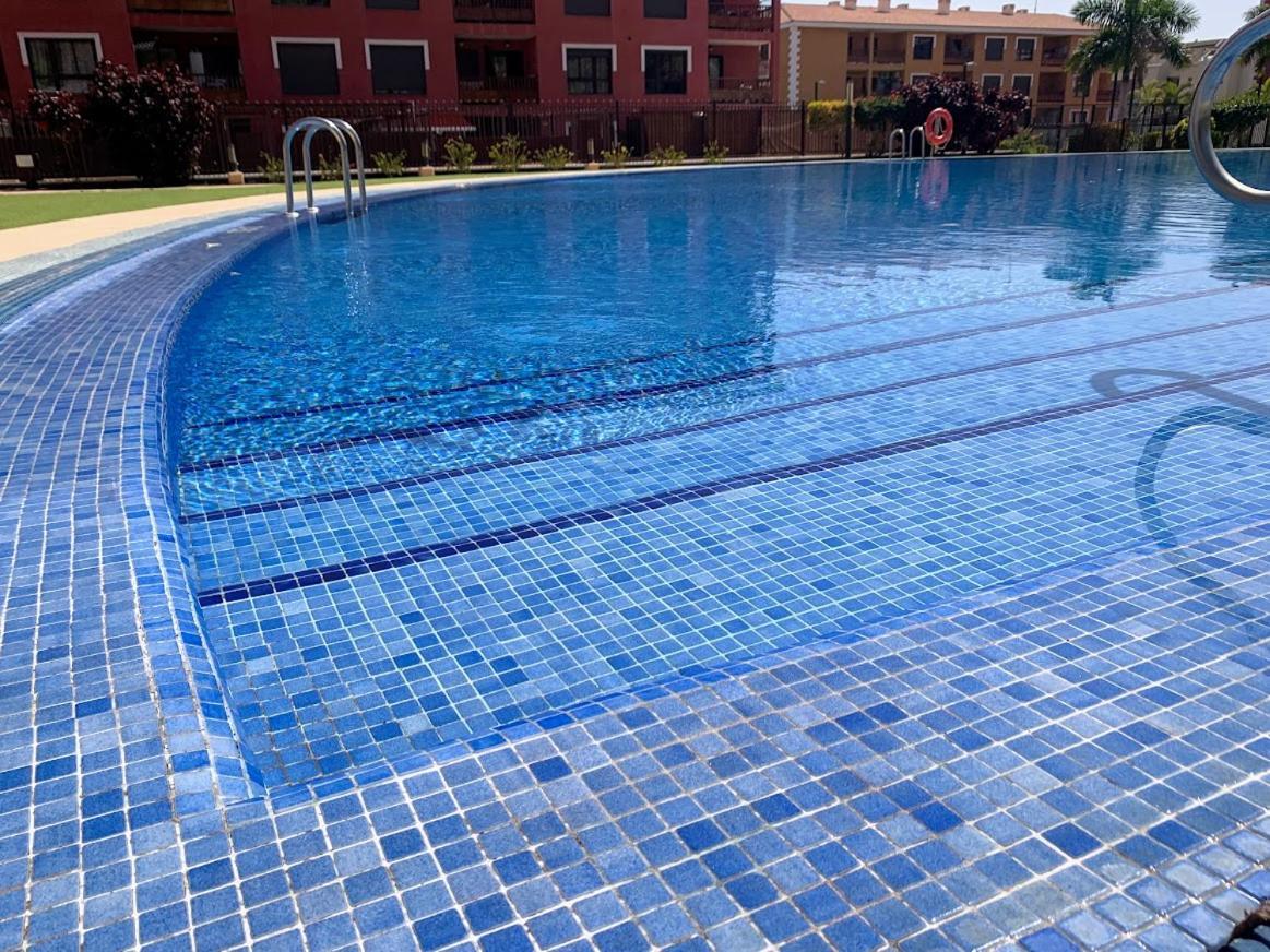 Luminoso Y Elegante, Piscinas Y Pistas De Padel Appartement *