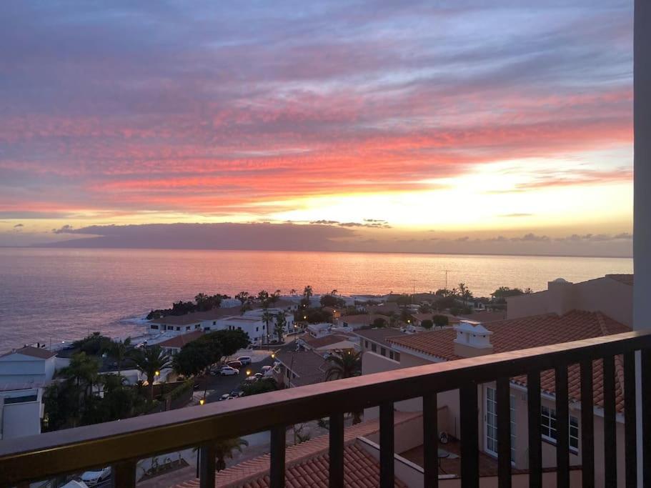 Sunset Seaview La Arena Puerto de Santiago (Tenerife)
