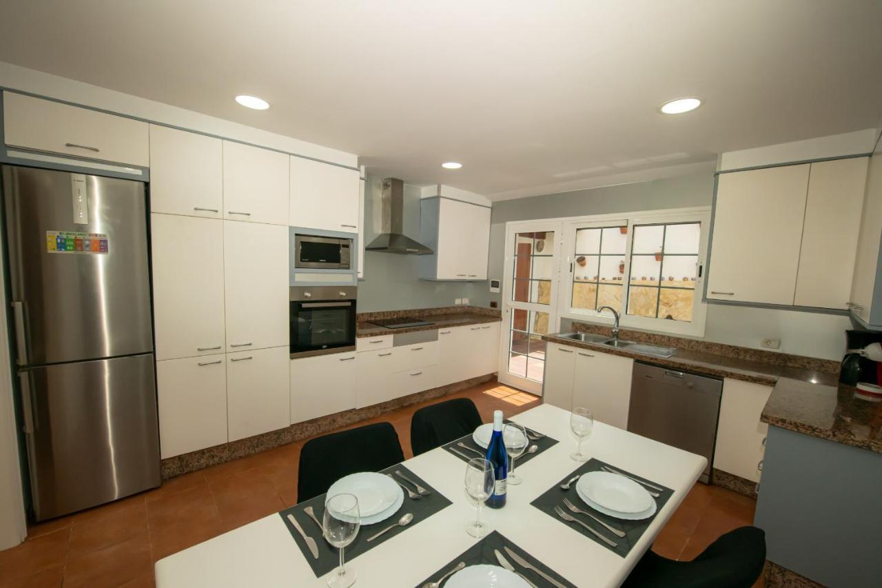 Fantastic With Amazing Sea Views Hébergement de vacances