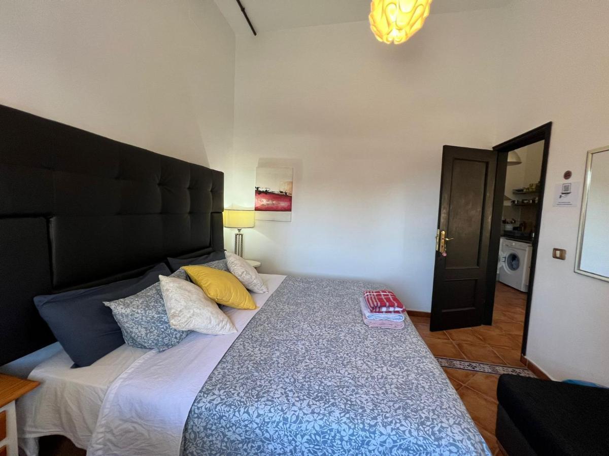 Alcamar Privada Con Areas De Sala, Cocina Y Bano Que Se Comparten Cerca Al Mar! Alcalá la Real