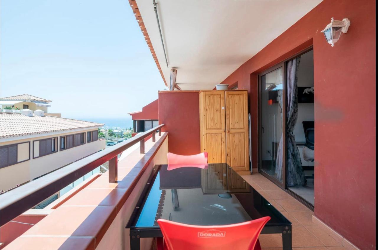 Maison d'hôtes Private With Bathroom And Big Terrace Just For