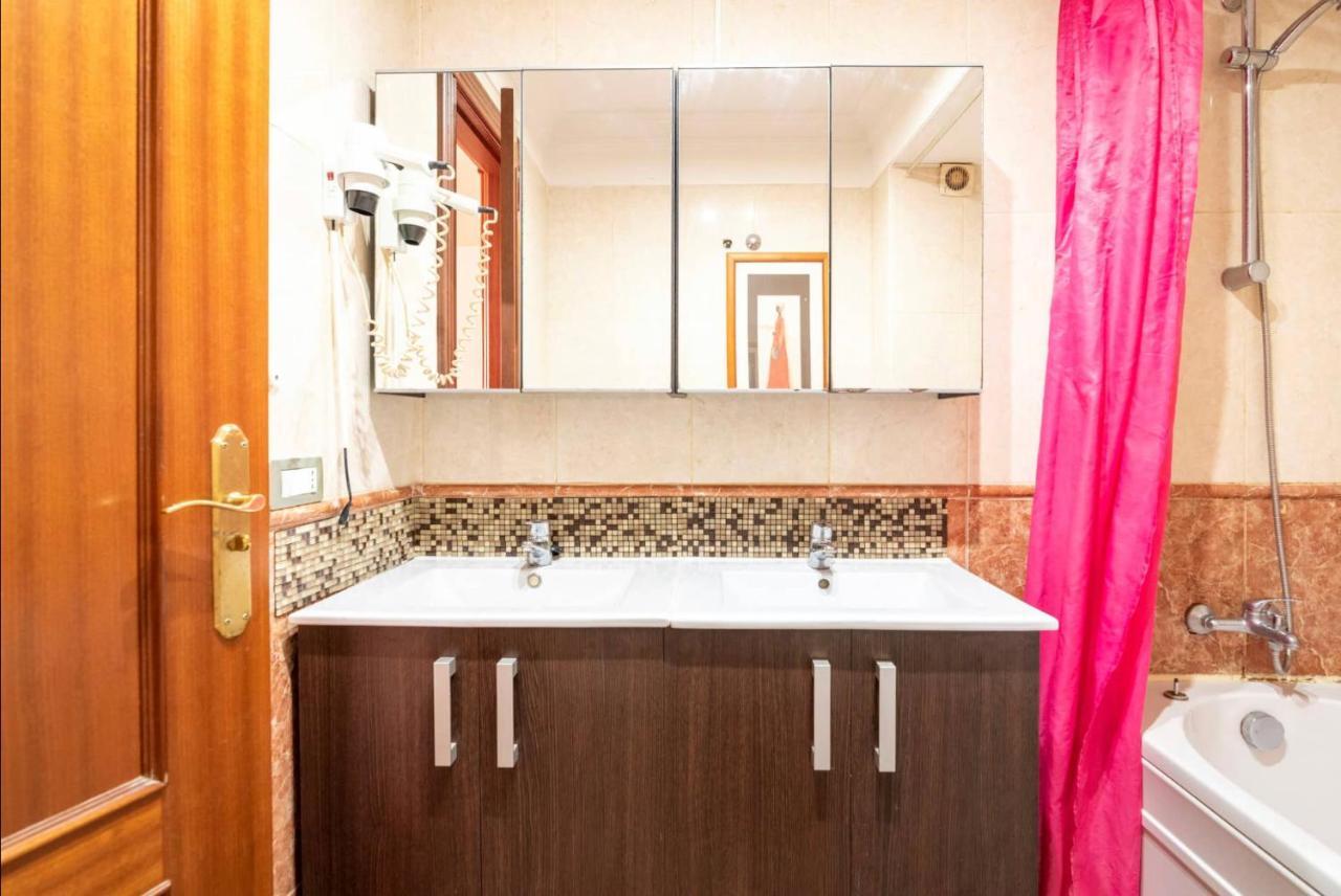 Maison d'hôtes Private With Bathroom And Big Terrace Just For