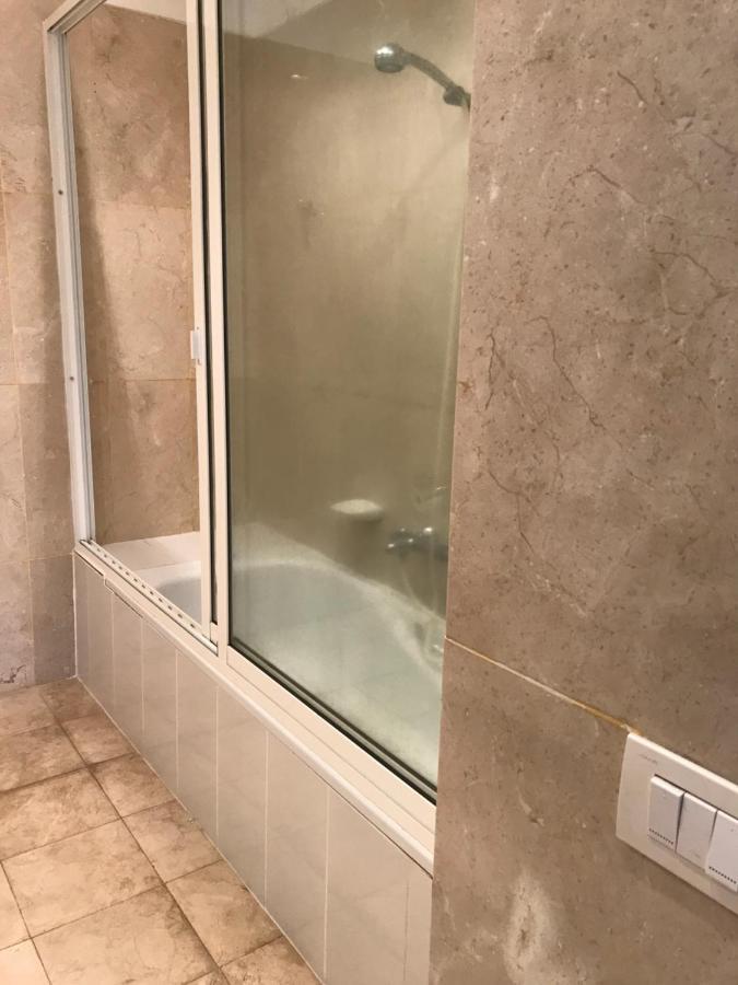 The Palms 2 Bed Duplex With Pool View *