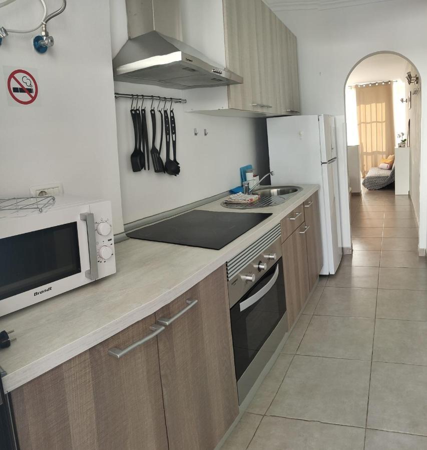 Cozy Estudio, Pool View - Wifi Free * Costa Del Silencio