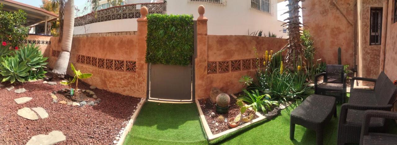 Villa Semi-detached Sea Views, Huge Terrace, Close