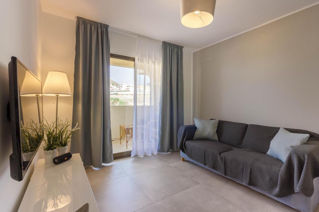 Luxury Duplex In Cristianos , 6 Pax