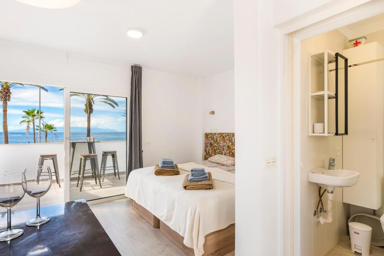 Beachfront Full Seaview Playa Americas Apartment