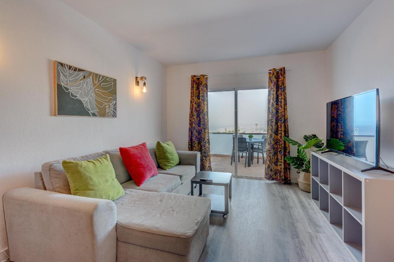Bright And Modern In Costa Adeje (Tenerife)