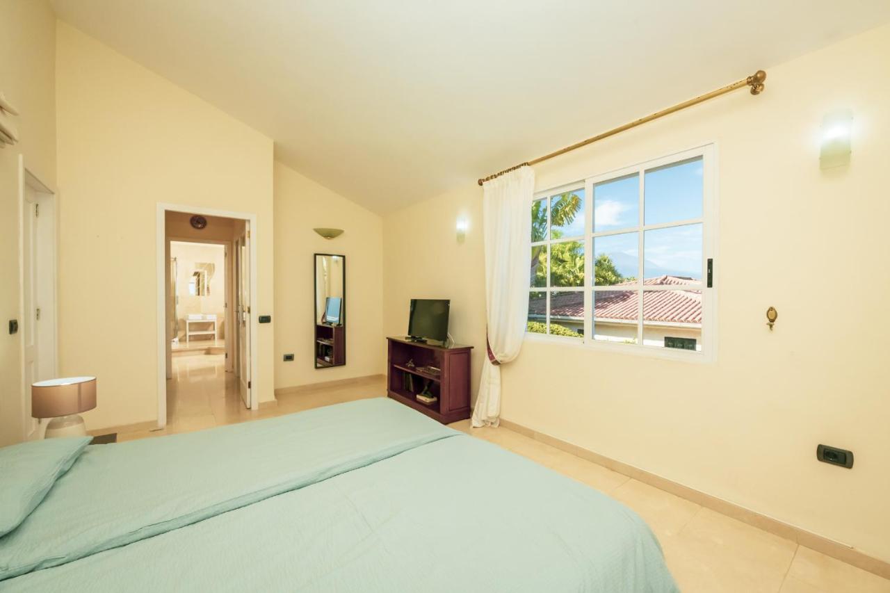 Fantastic With Amazing Sea Views
