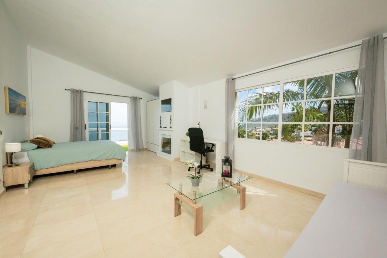 Fantastic With Amazing Sea Views Hébergement de vacances Puntillo Del Sol