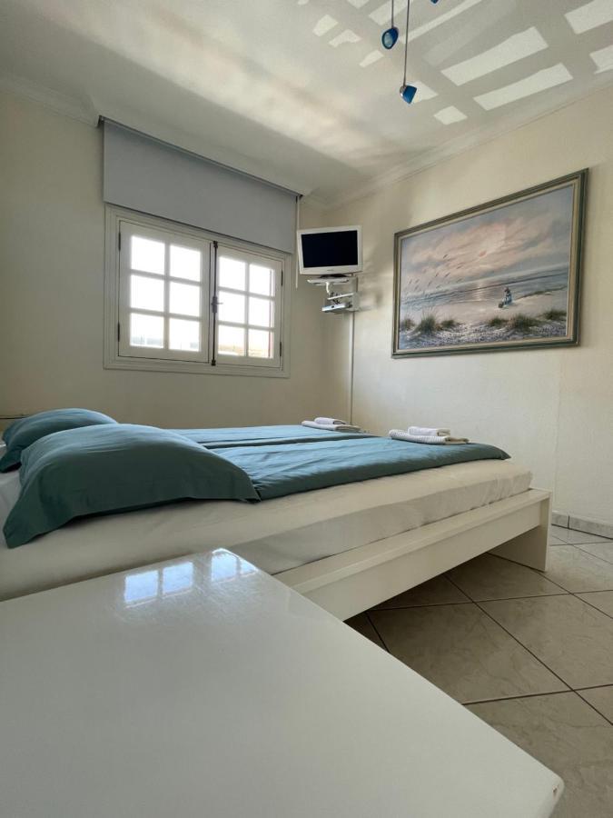 1st Line Sea View & Rooftop - Arena Apartment *