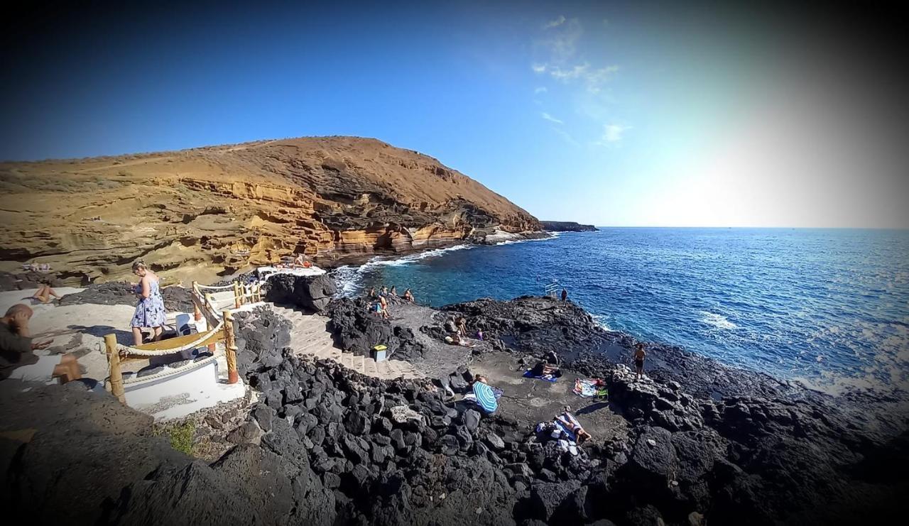 Stunning Lovely Flat With Pool And Wi-fi, 31 * Arona (Tenerife)