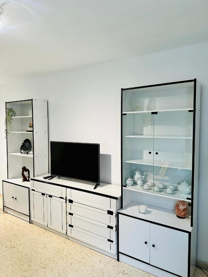 Amplio Piso Cerca De La Laguna Apartamento