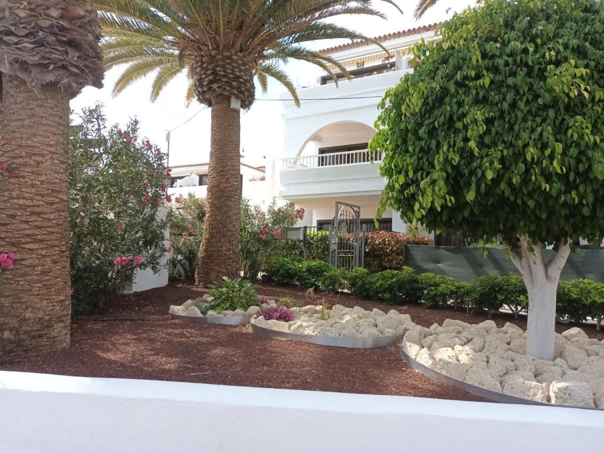 Apartment Golf And Sea ,heated Pool, Wi-fi.