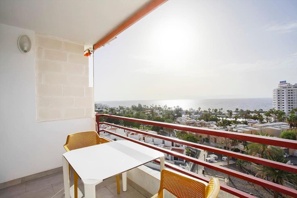 Roberta Playa De Americas Apartment *