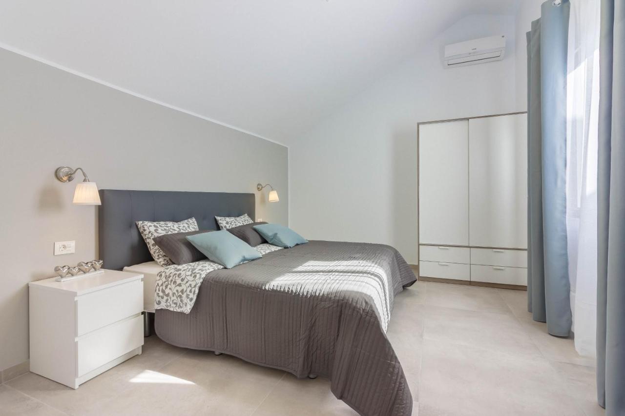 Luxury Duplex In Cristianos , 6 Pax *