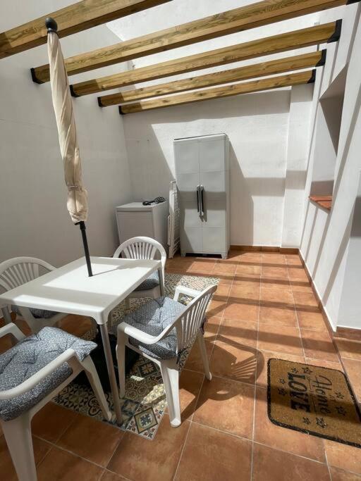 Moderno Frente Al Mar Apartamento