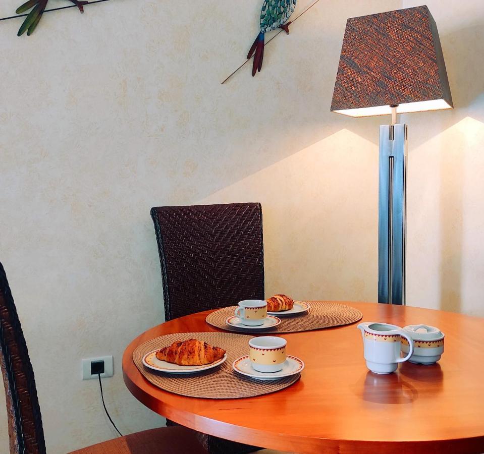 El Nautico Suites, Golf Del Sur Apartamento *