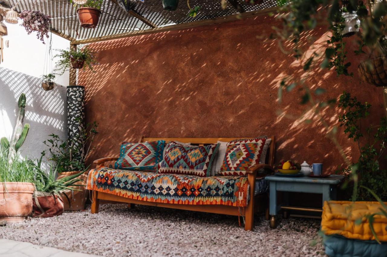 Los Amigos Nomad Hostal *