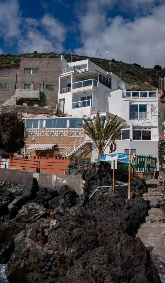 Beachhouse With Amazing Terrace Next To The Ocean *