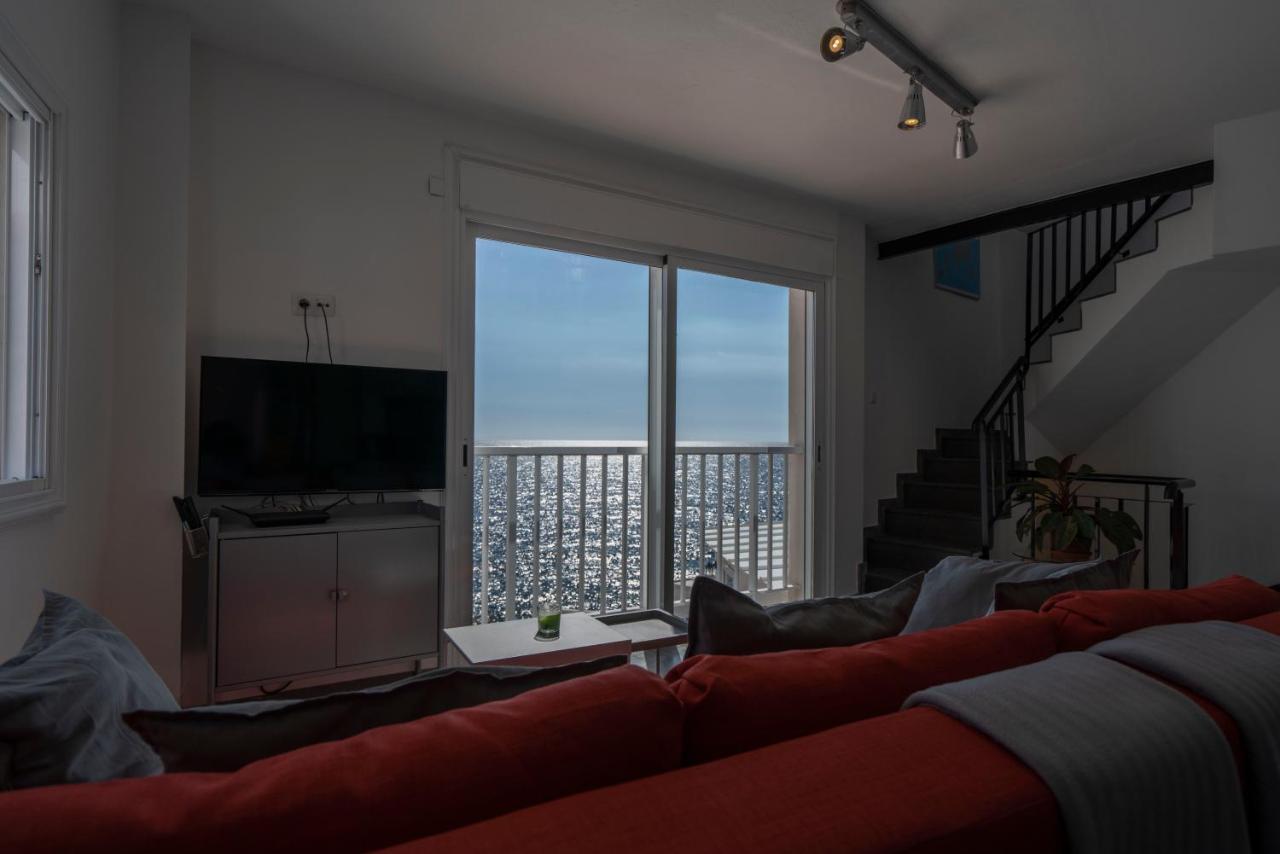 Beachhouse With Amazing Terrace Next To The Ocean Apartment *