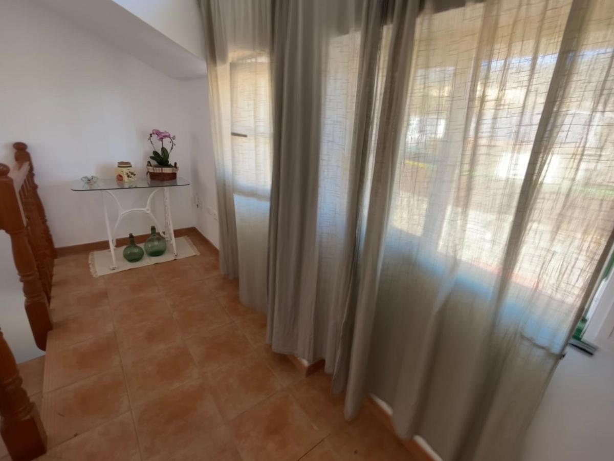 Casa Abona, Precioso Atico Con Wifi Gratis Y Vistas Increibles Al Mar Y La Montana