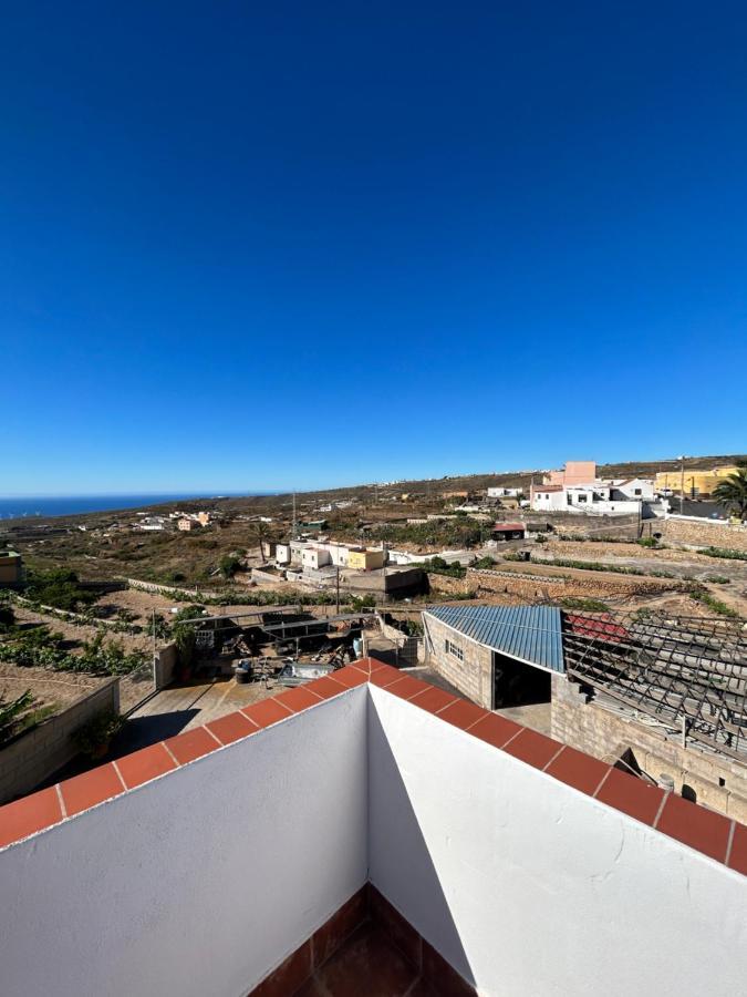 Casa Abona, Precioso Atico Con Wifi Gratis Y Vistas Increibles Al Mar Y La Montana * La Sabinita
