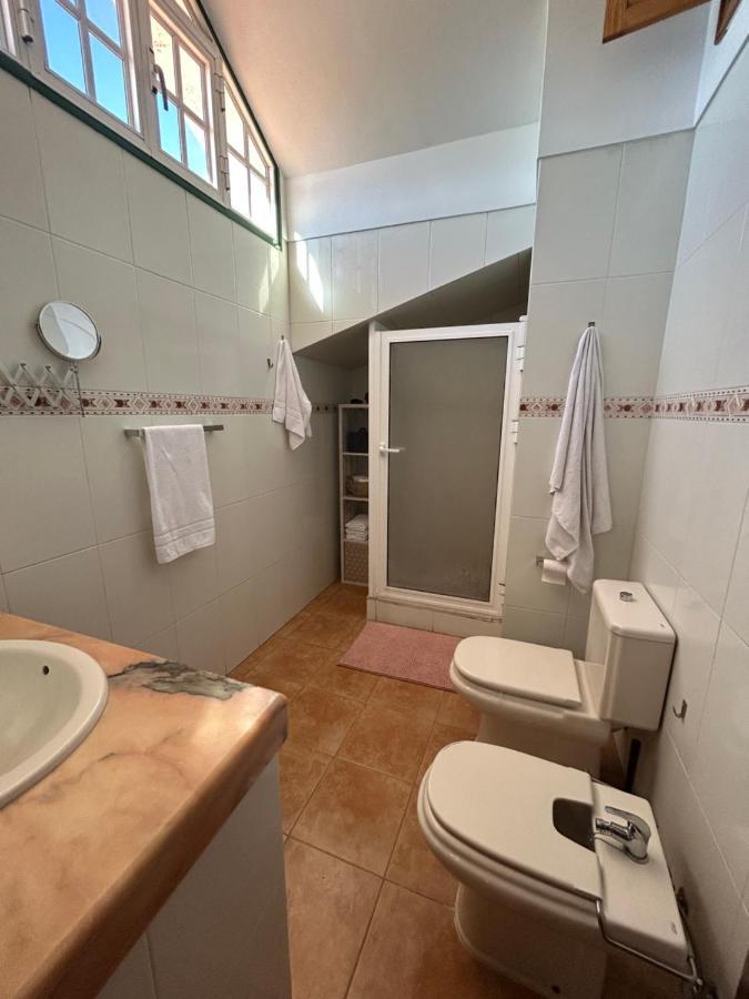 Casa Abona, Precioso Atico Con Wifi Gratis Y Vistas Increibles Al Mar Y La Montana *