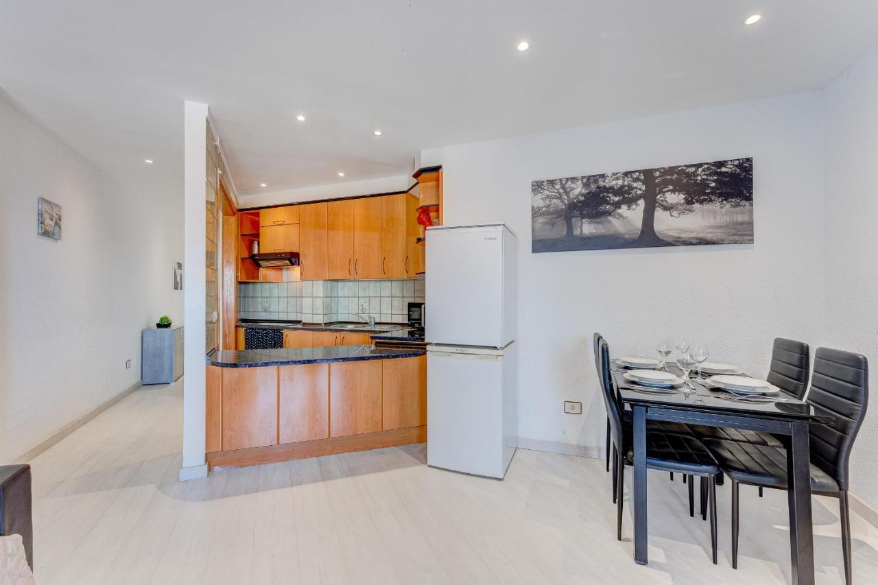 Wonderful With A Sea View, Wifi, Pool Apartment *