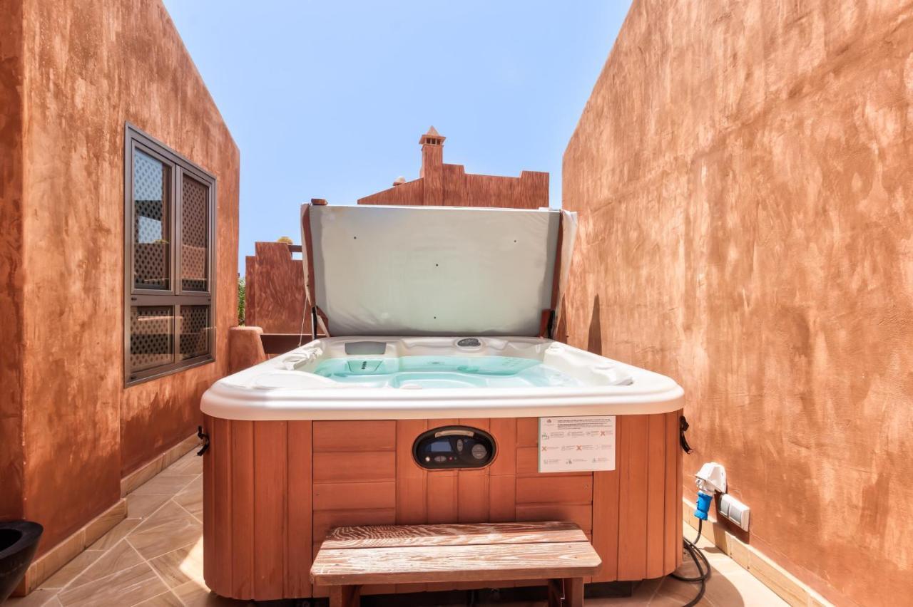 Adjona 2-2 Penthouse Sea View & Jacuzzi 2b *