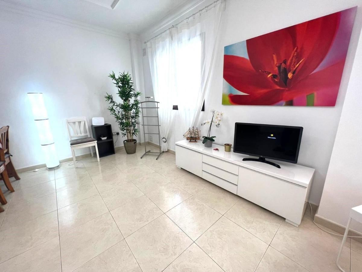 Apartamento En Primera Línea De Plaza En Alcala! Alcalá la Real