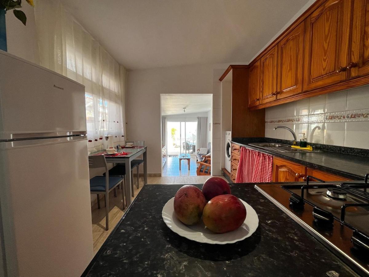 Lightbooking Agua Garcia Con Terraza Apartment