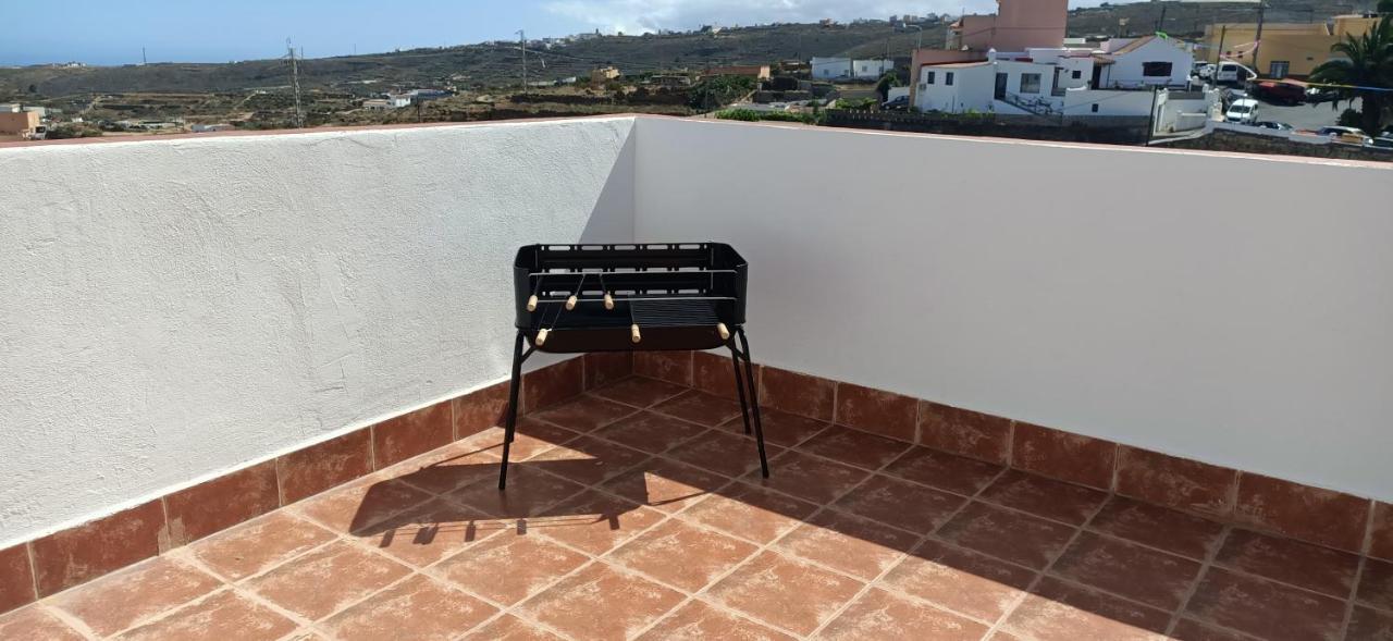 Casa Abona, Precioso Atico Con Wifi Gratis Y Vistas Increibles Al Mar Y La Montana *