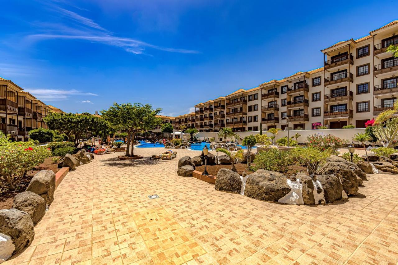 In Front Of The Ocean, Espectacular View, Pool And Wifi Apartment *