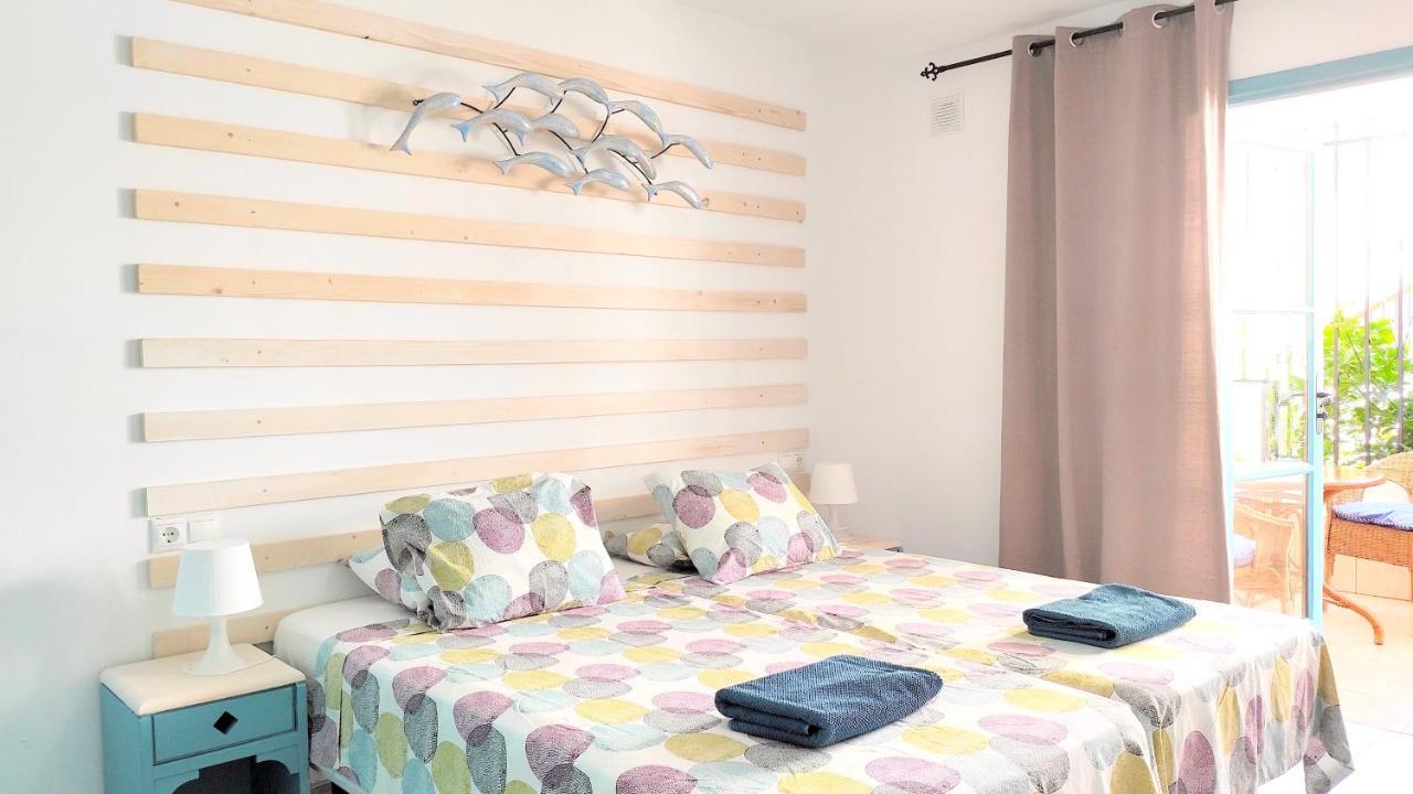 Port Royal Apartments, Heated Pool, Speed Wifi, Terrace Arona (Tenerife)