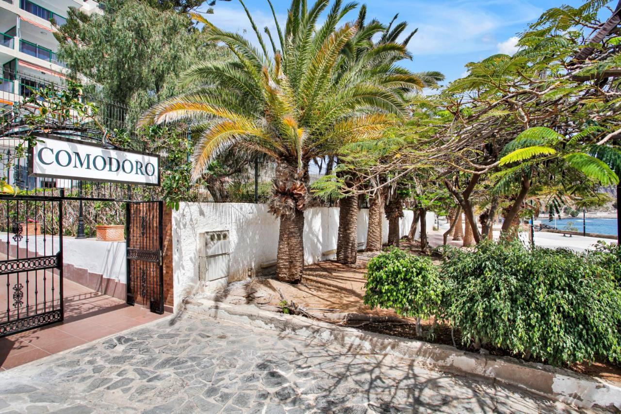 Stunning Holidays, Large Terrace On The Sea Appartement