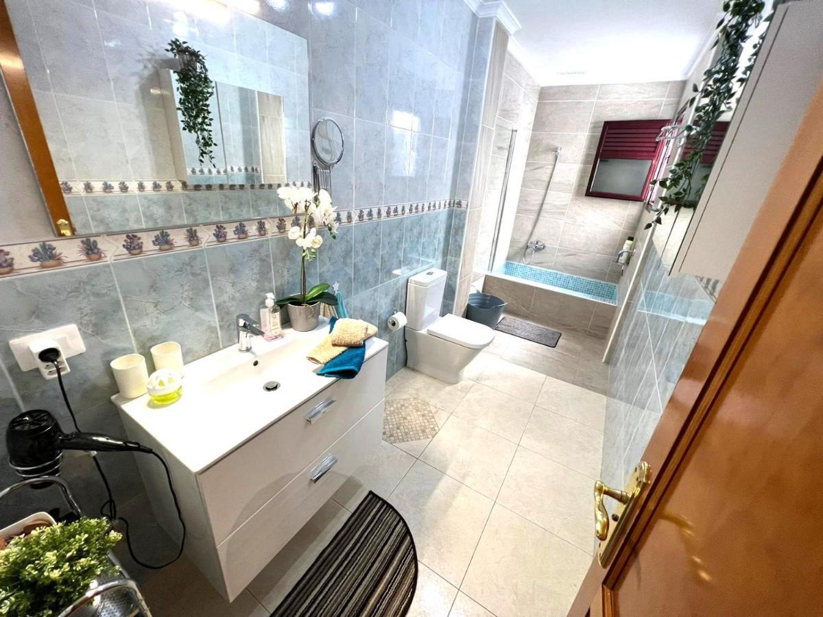 Apartamento En Primera Línea De Plaza En Alcala! Apartamento Alcalá la Real