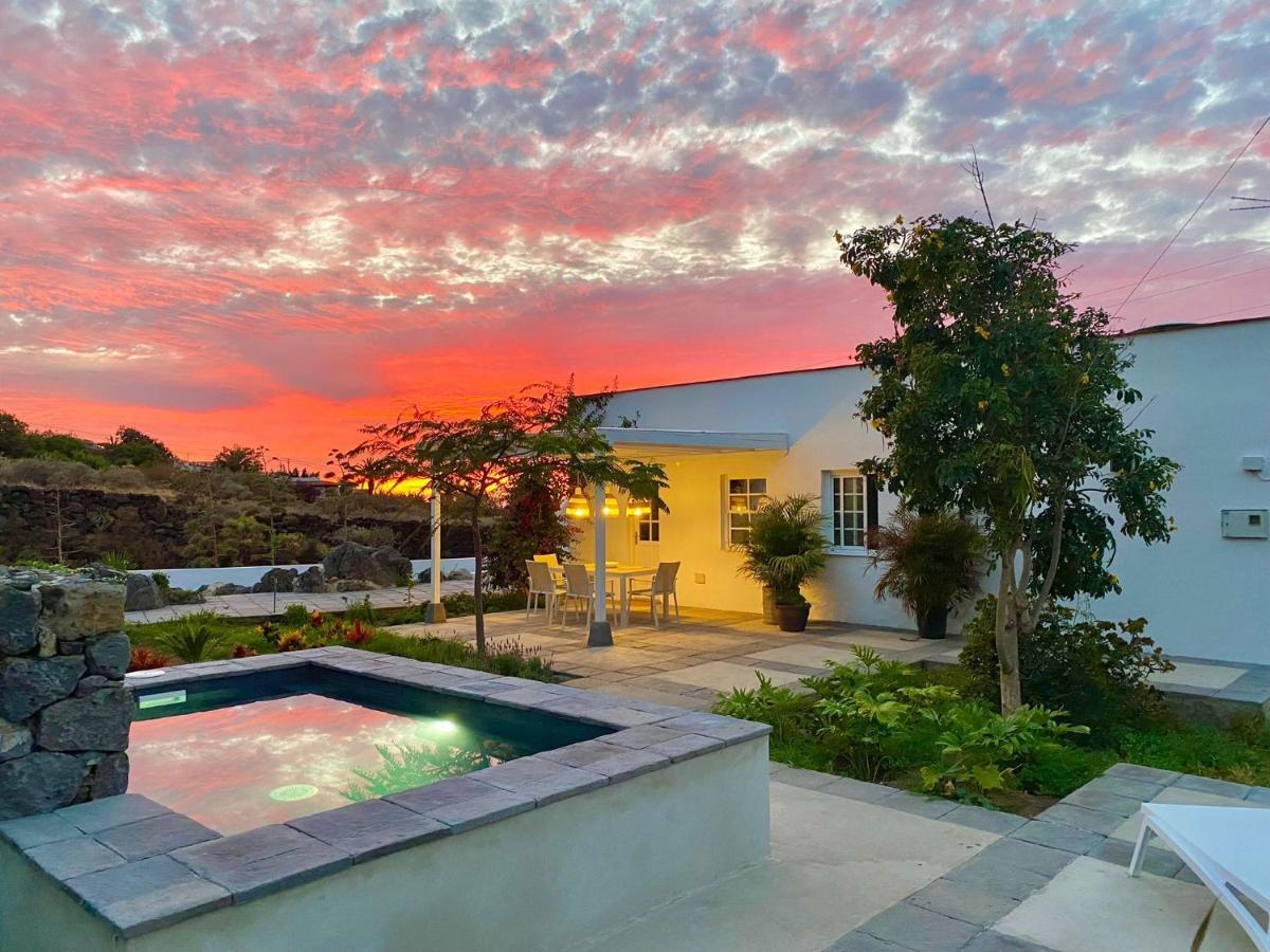 Hébergement de vacances Casa Aura, Increibles Vistas Al Mar Y Piscina Privada