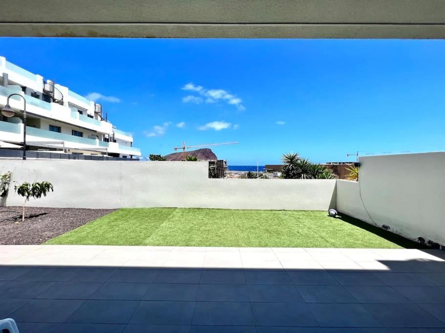 2 Bedrooms And Terrace Appartement