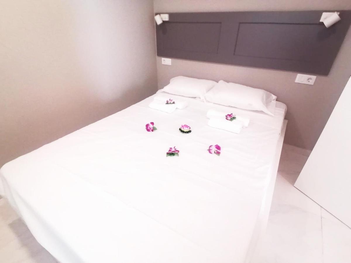 New 1 & Free Wifi Apartment