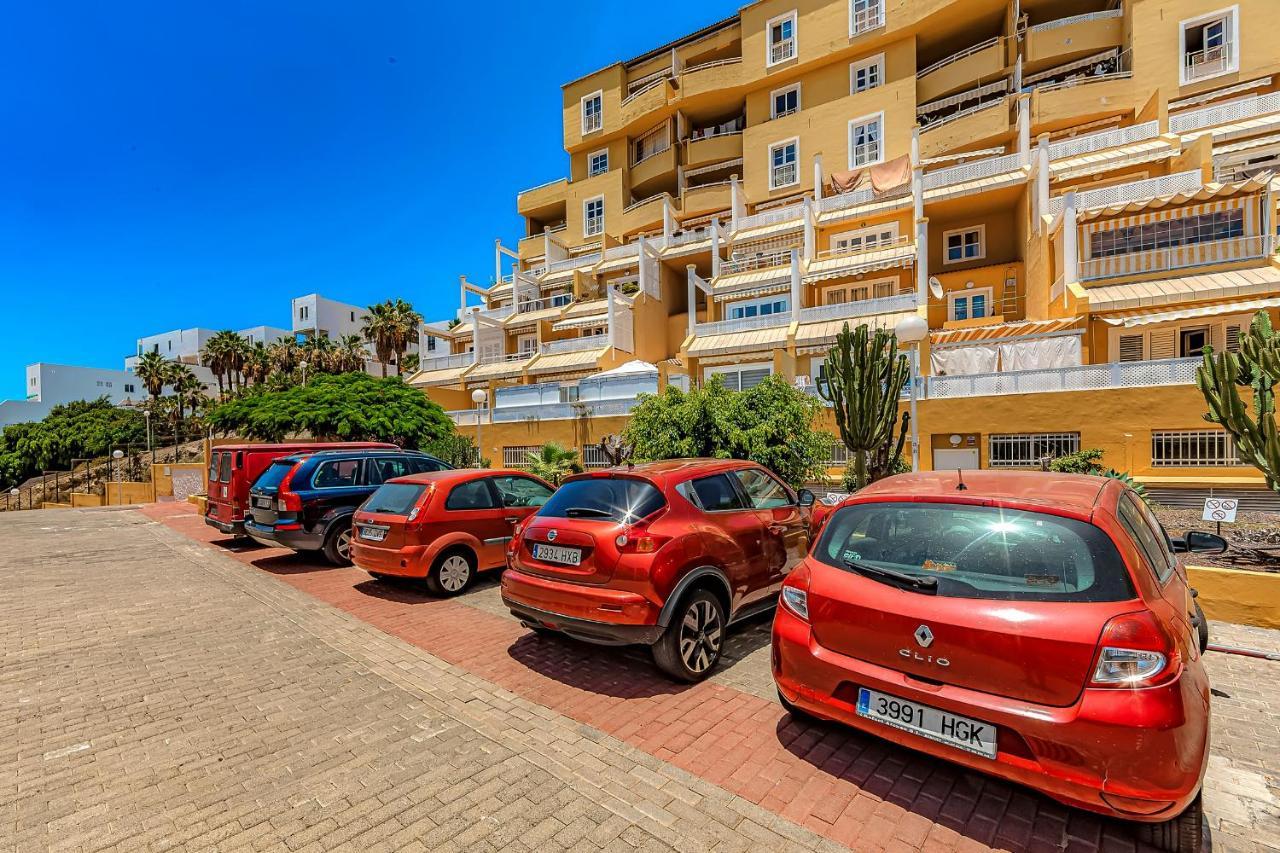 Beautiful 2 Bedroom Vista Del Mar * Costa Adeje (Tenerife)