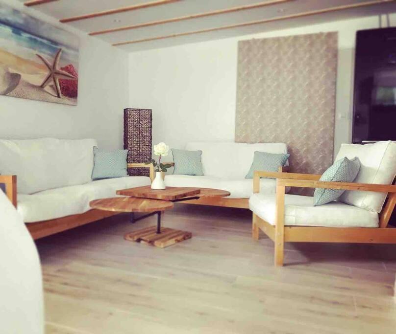 Beachhouse *